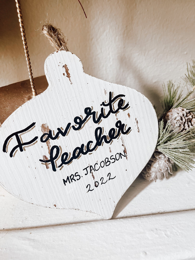 Custom bulb wood ornament