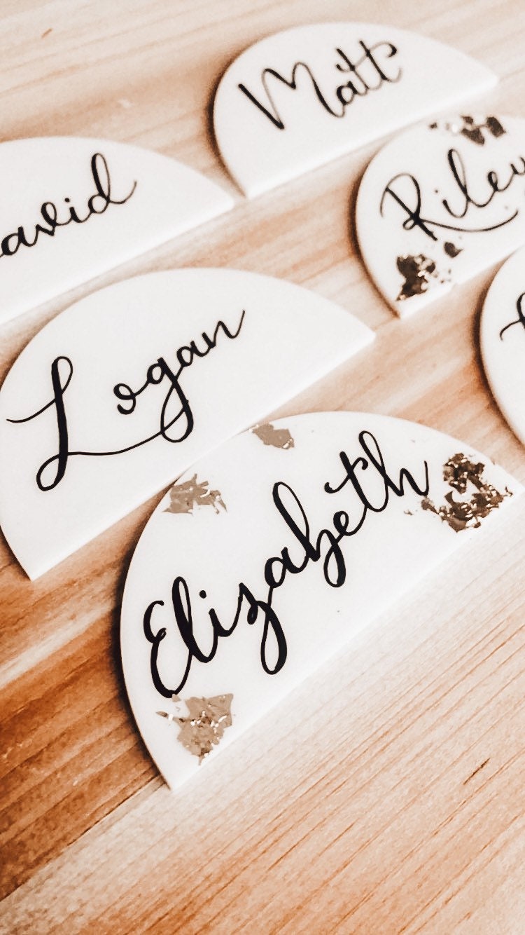 White half arch place cards