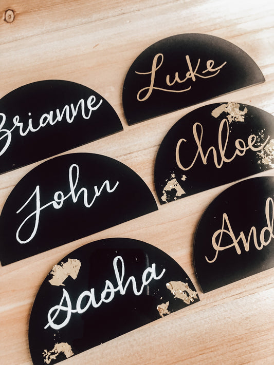 Black half-arched place cards